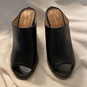 Seven shoes black size 7